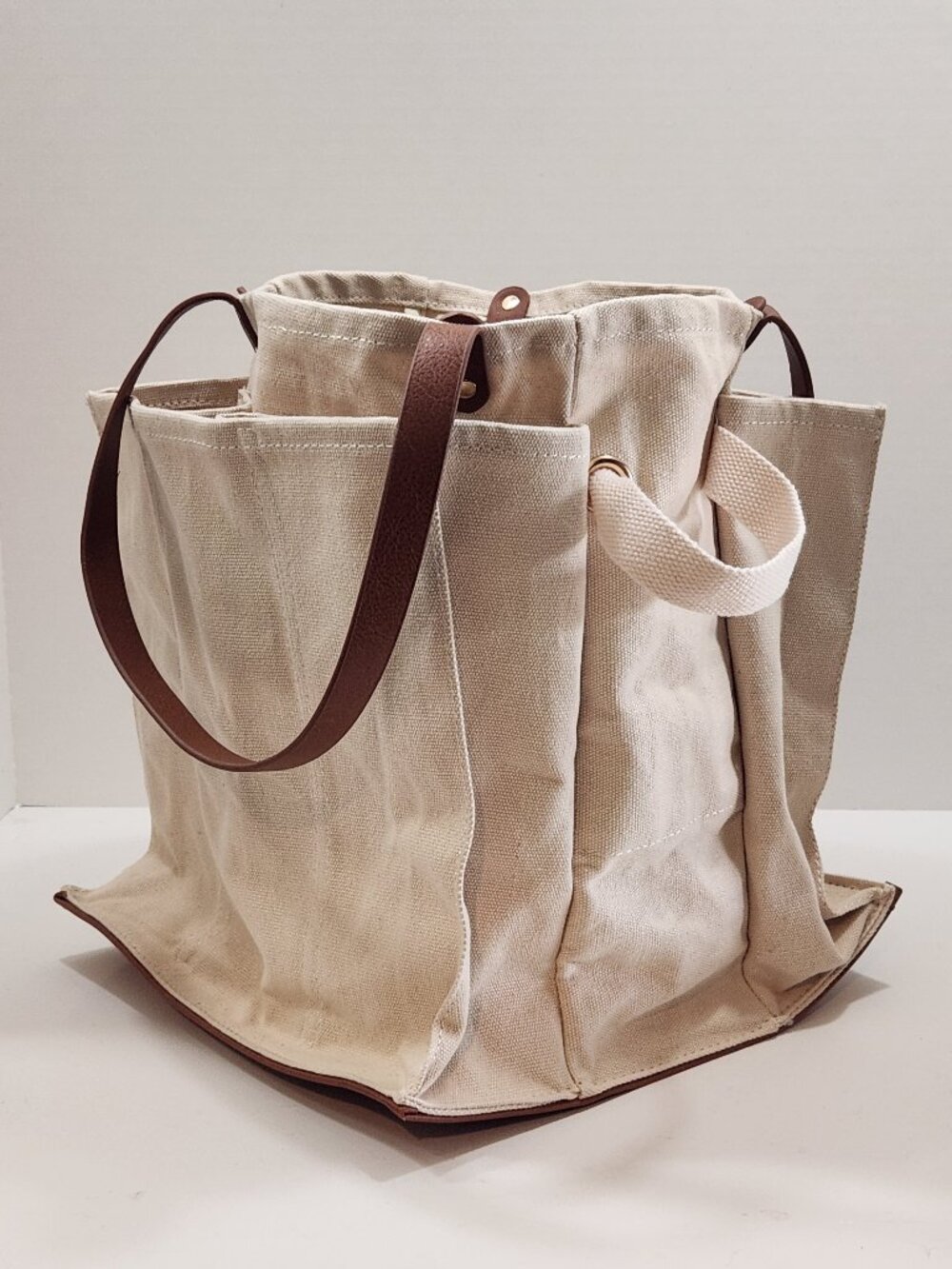 CapaBunga Farmer's Market Canvas Tote Shopping Bag Vegan Leather 7 Pockets